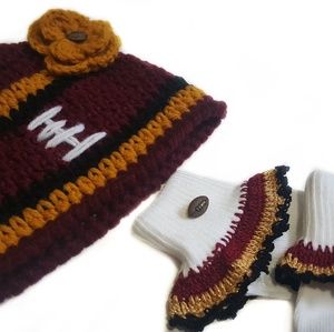 San Francisco 49ers Football Beanie & Bobsy Socks